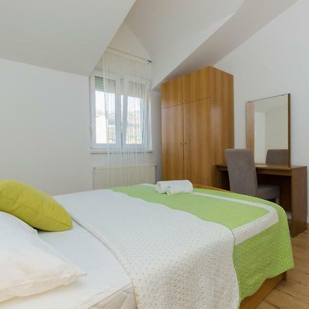 Apartmani Skelin***/**** Каштела Экстерьер фото