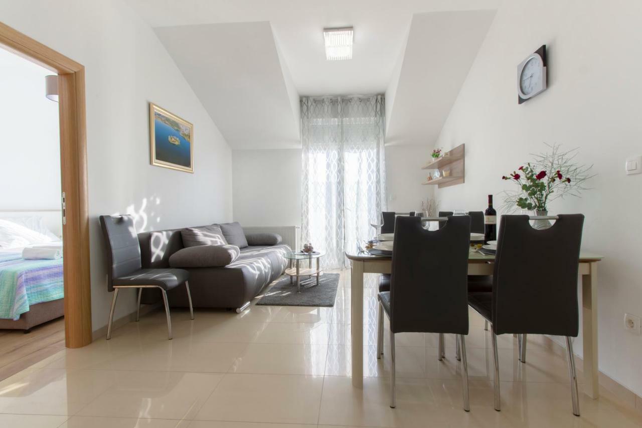 Apartmani Skelin***/**** Каштела Экстерьер фото